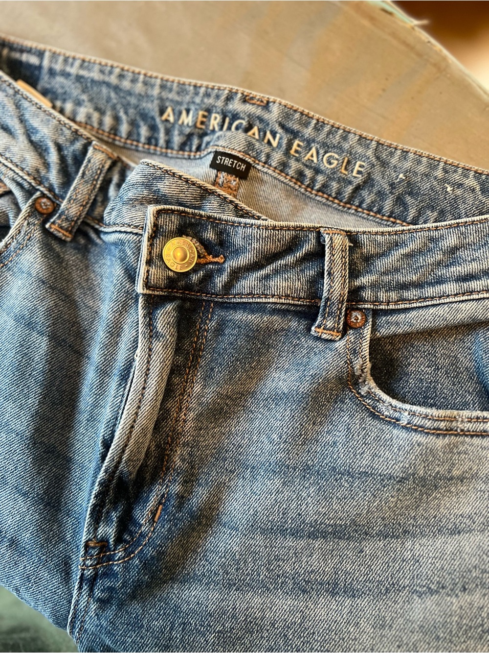 American Eagle Outfitters Light Blue Stretch Ankle Jeans